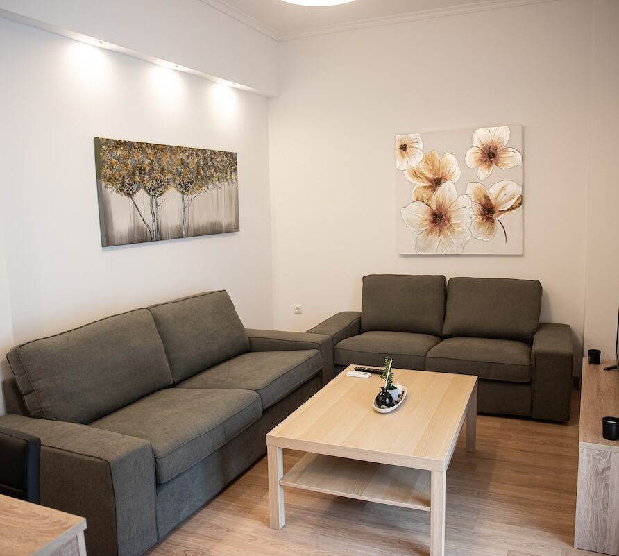 KOL_25 · Bright apartment 8min to metro station KOL_25